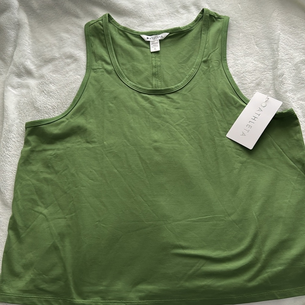 ATHLETA ESSENTIAL TANK CAMISOLE